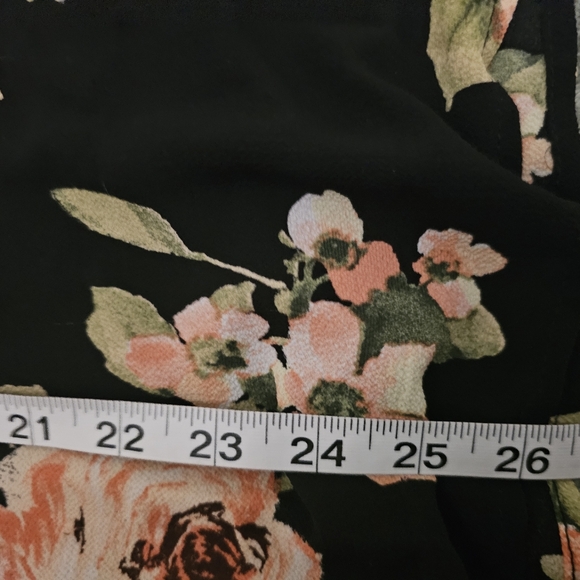 Newbury Kustom Black and Pink Floral Dress Size L - Picture 4 of 6